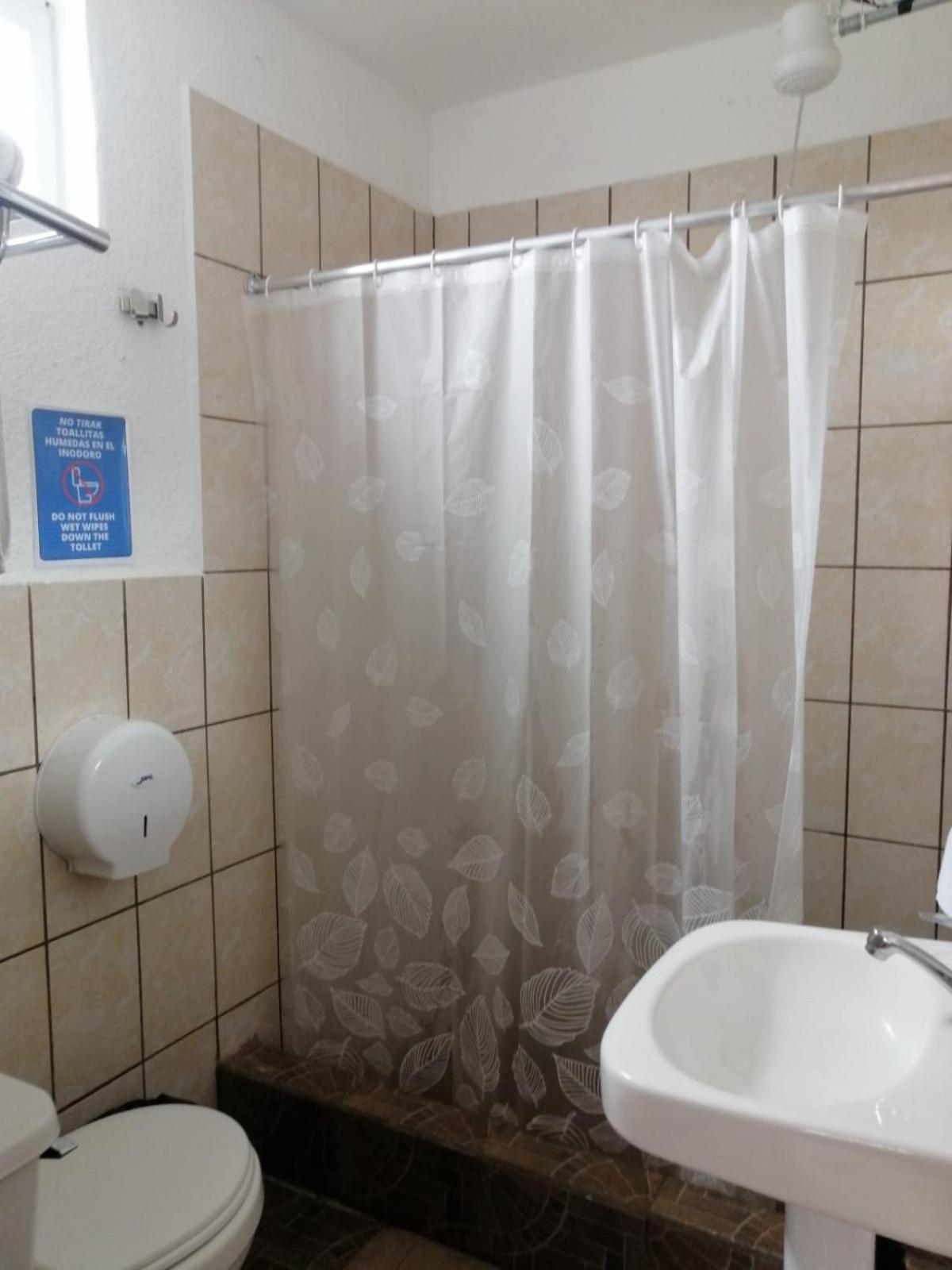 Global Airport Inn Free Shuttle Guatemala City Exterior photo